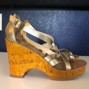 - Michael Kors gold wedge sandal heels GUC 7…
